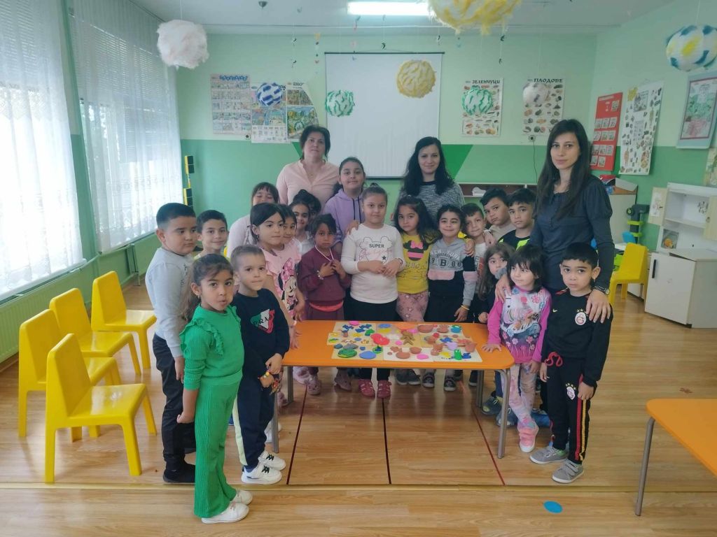 Арт-занимание на тема: „Млад скулптор“ - Регионален център - Шумен